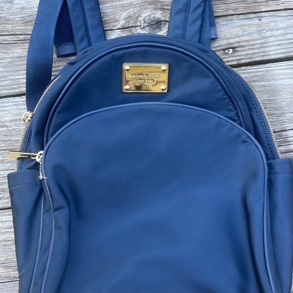 Michael kors backpack - Picture 4 of 11